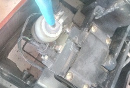 Linde R14-R20 | Замена Тормозной жидкости